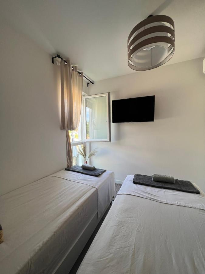 Apartment Black Pearl